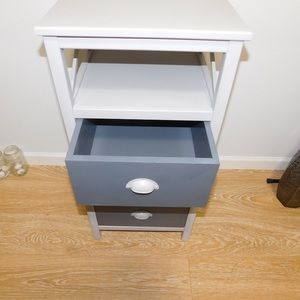 3-Drawer Night Stand